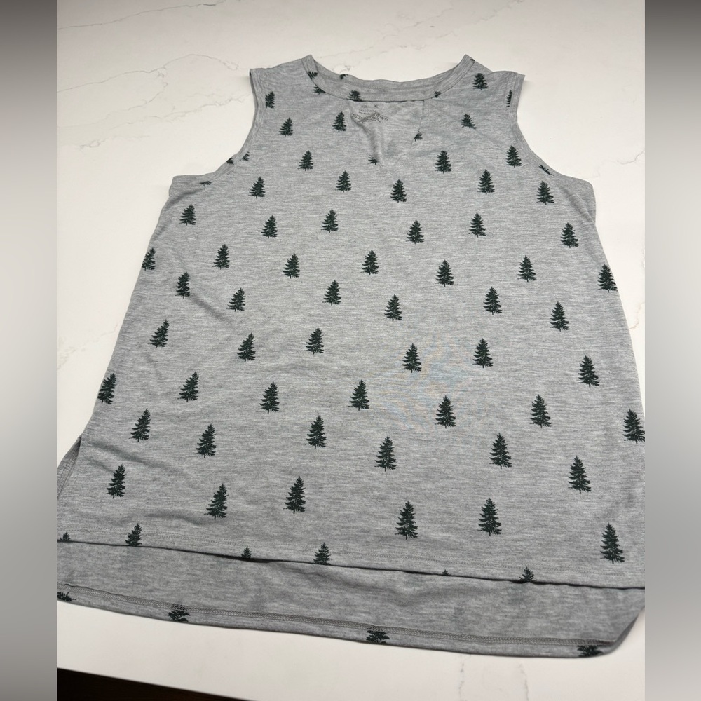 Sleeveless shirt Size XL